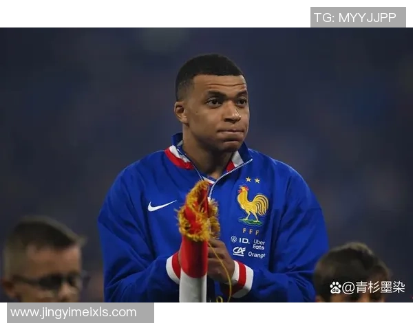 全球四大足球巨星争锋对决：梅西、C罗、内马尔、姆巴佩的传奇故事与未来展望