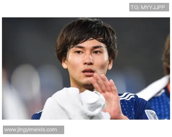 男足球星退役后成为教练的传奇之路与成长历程解析