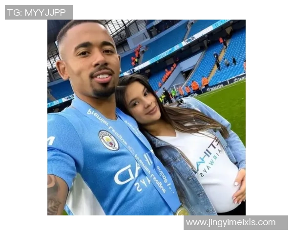 盘点全球足坛十大顶级球星太太 谁是背后默默支持的强大女人