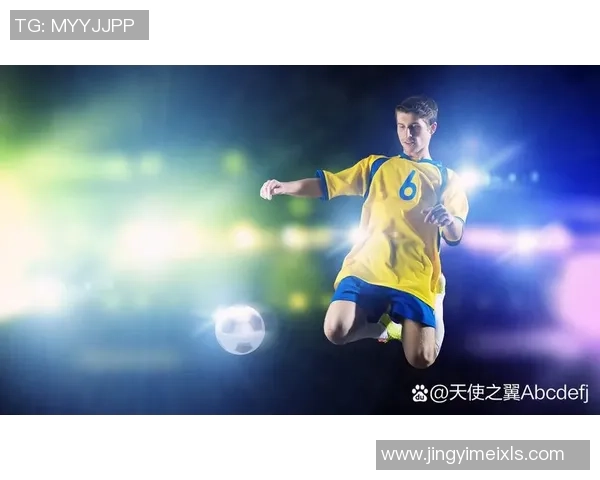 高清绿茵场上奔跑的足球巨星震撼壁纸精选大全